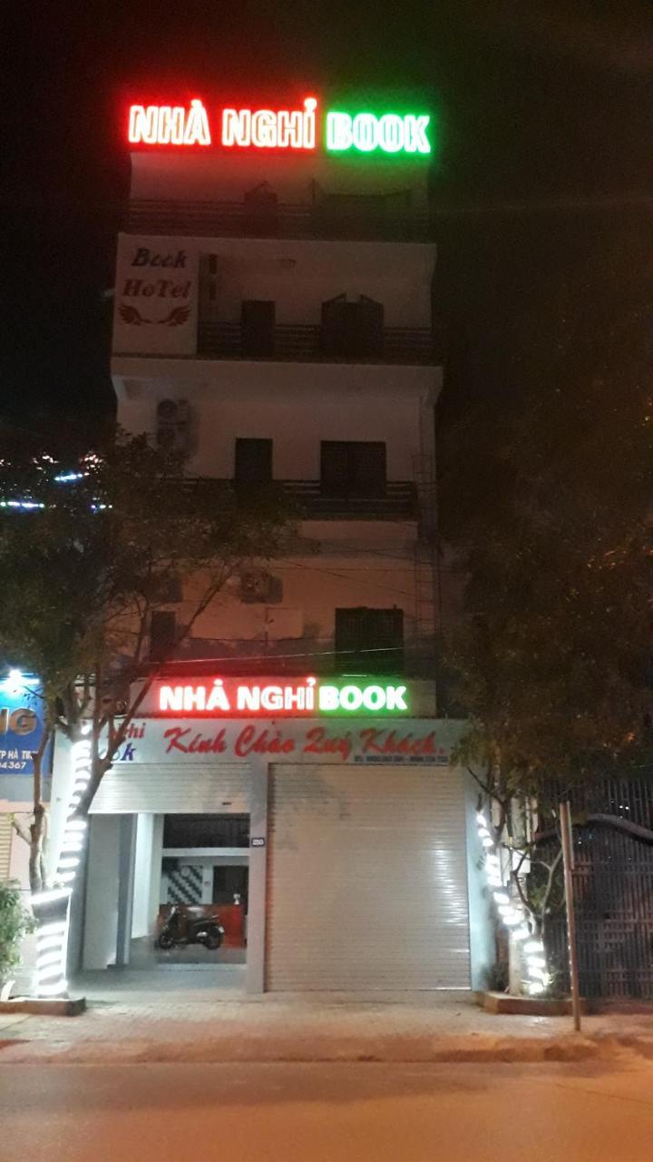 Hotel Nha Nghi Book Hoan Giap Exterior foto